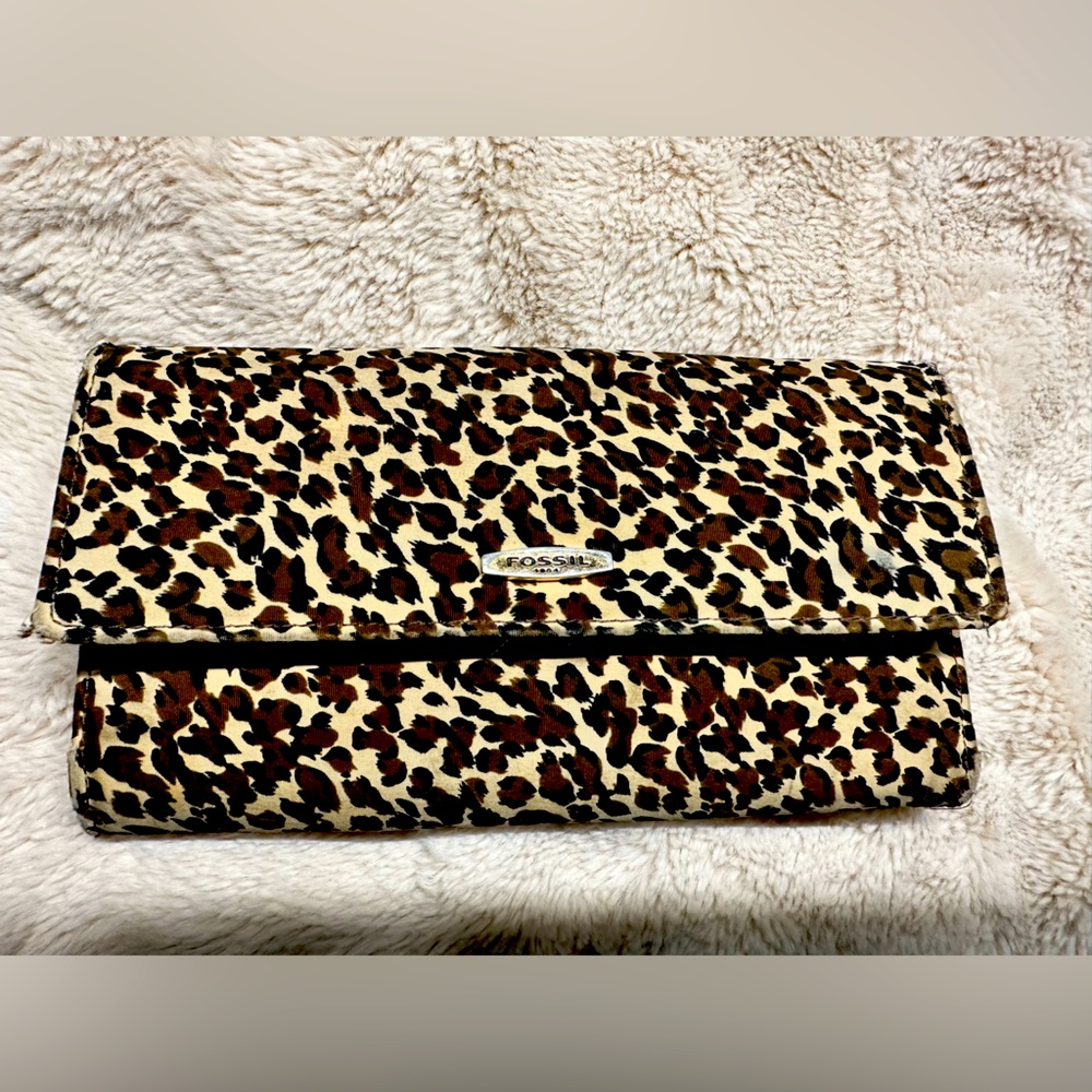Vintage Fossil wallet